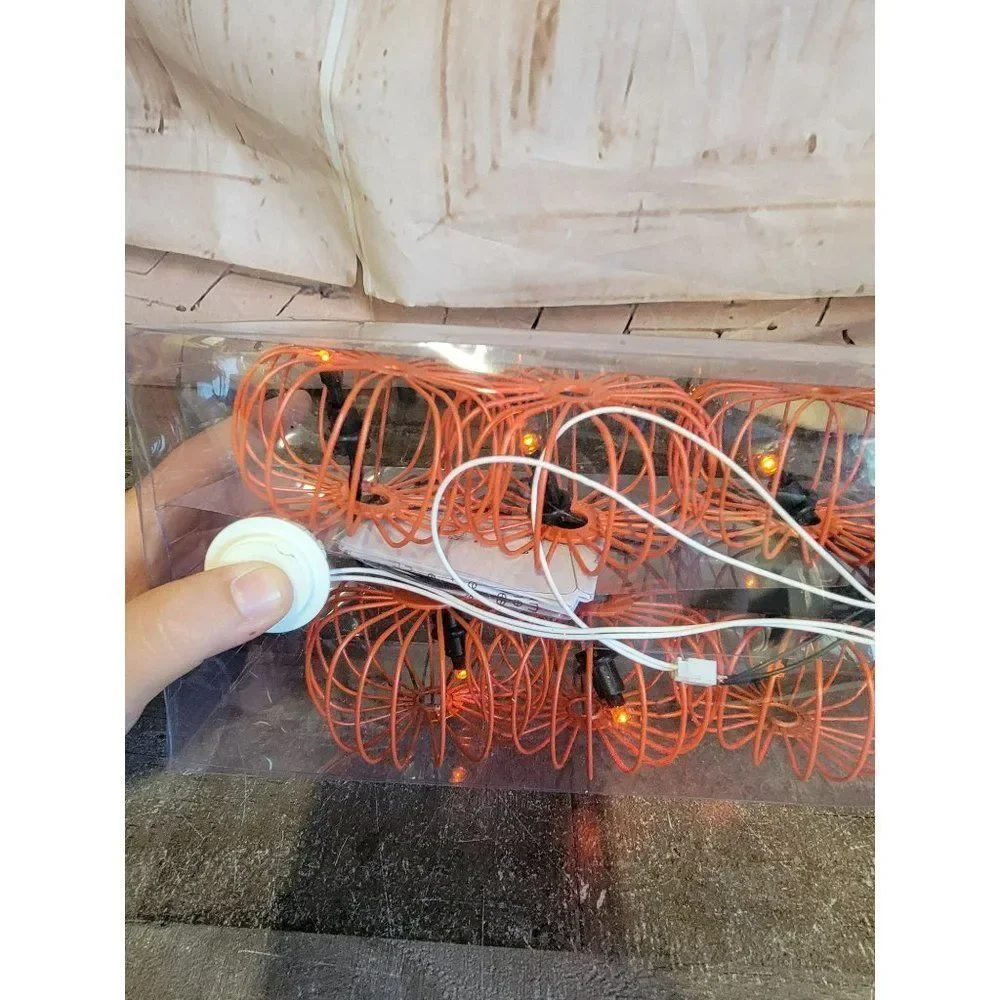 Halloween orange metal string light decor figure‎